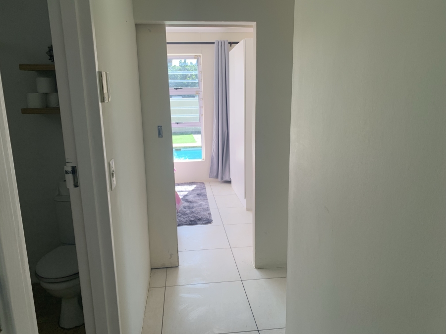 2 Bedroom Property for Sale in Table View Western Cape